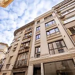 Apartment B Polat *