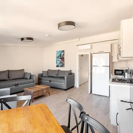 B Polat Apartmán *